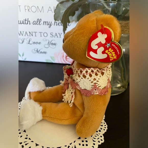 🌸 “GRAMS” RETIRED INTERNET EXCLUSIVE  TY BEANIE BABY BEAR. DATED 2005! MWMT! - Picture 3 of 6